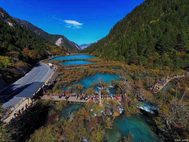 及费用！四川跟团报名五天到七天费用多少EVO视讯真人去四川成都旅游跟团攻略(图4)
